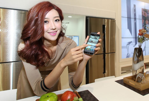 Samsung заставит холодильник подчиняться телефону